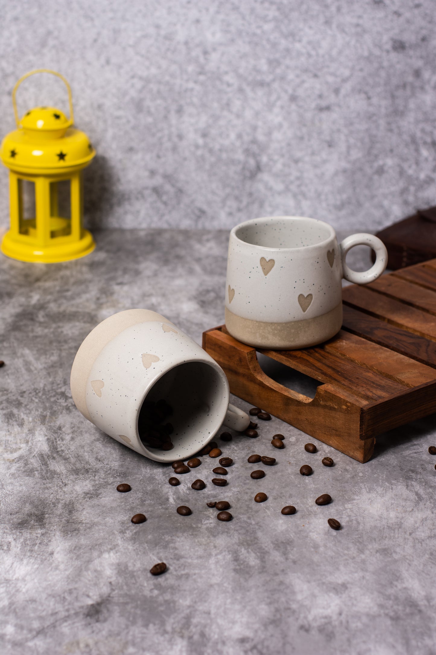 GREY MULTI HEART MUG