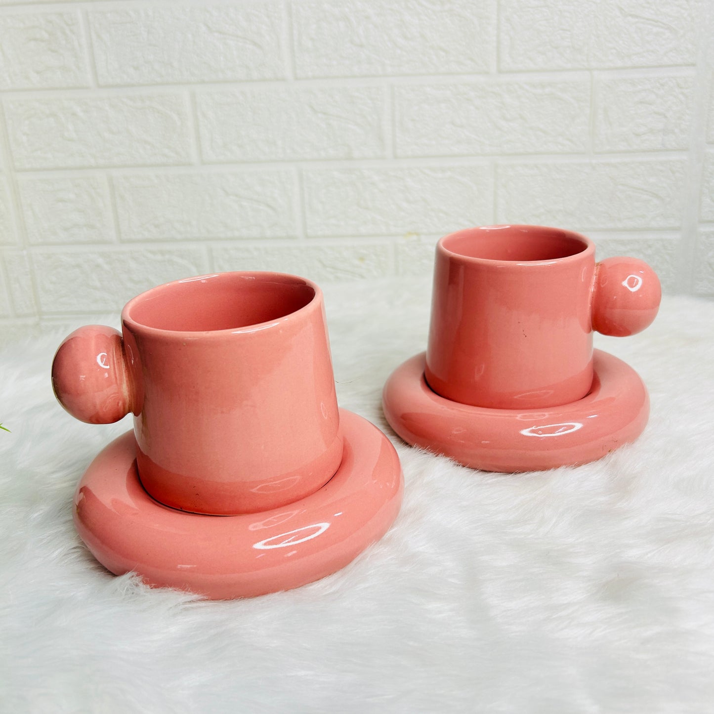 PINK KNOB  MUG & SAUCER (Set of 1)