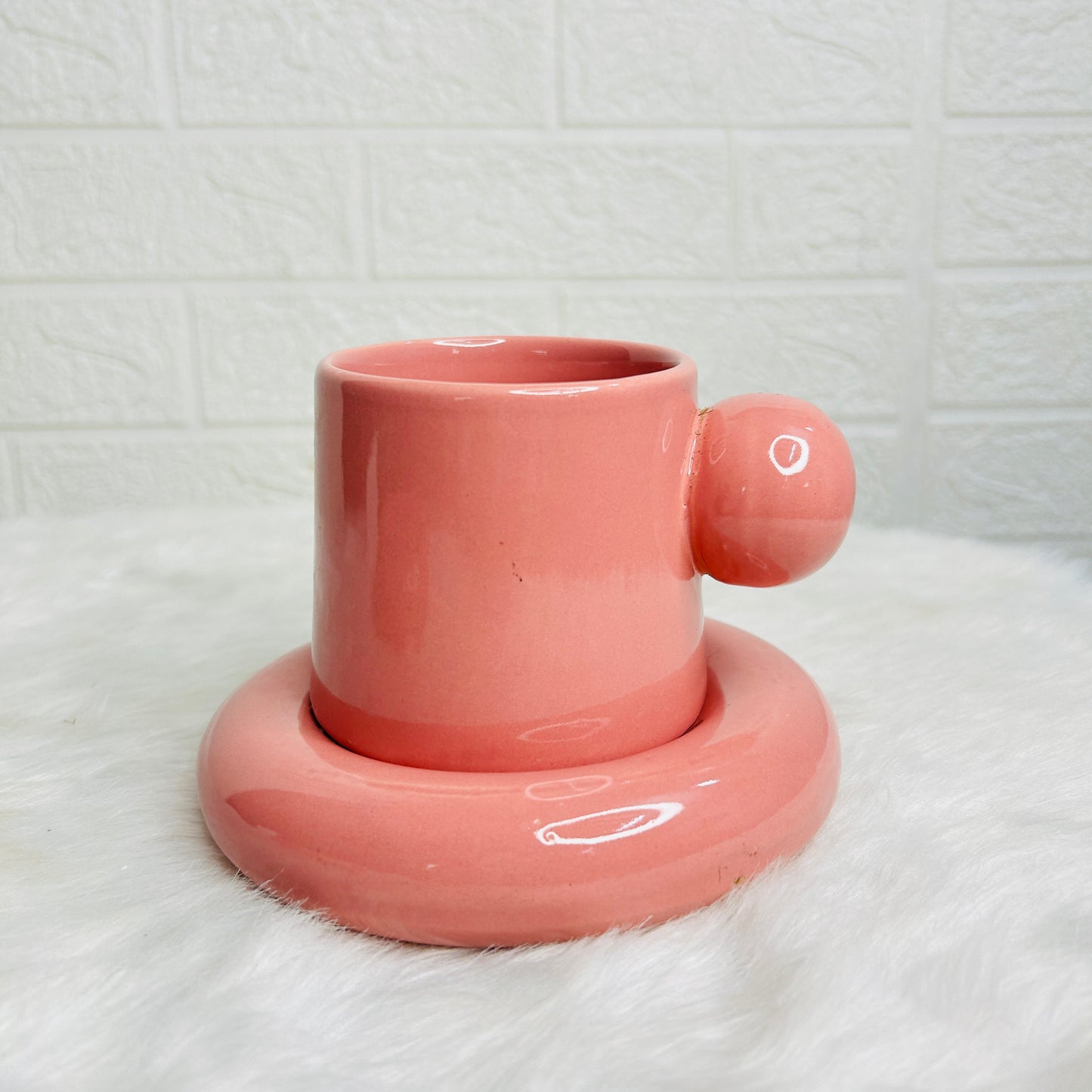 PINK KNOB  MUG & SAUCER (Set of 1)