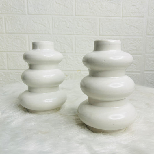 WHITE  SPIRAL VASE SET OF 1