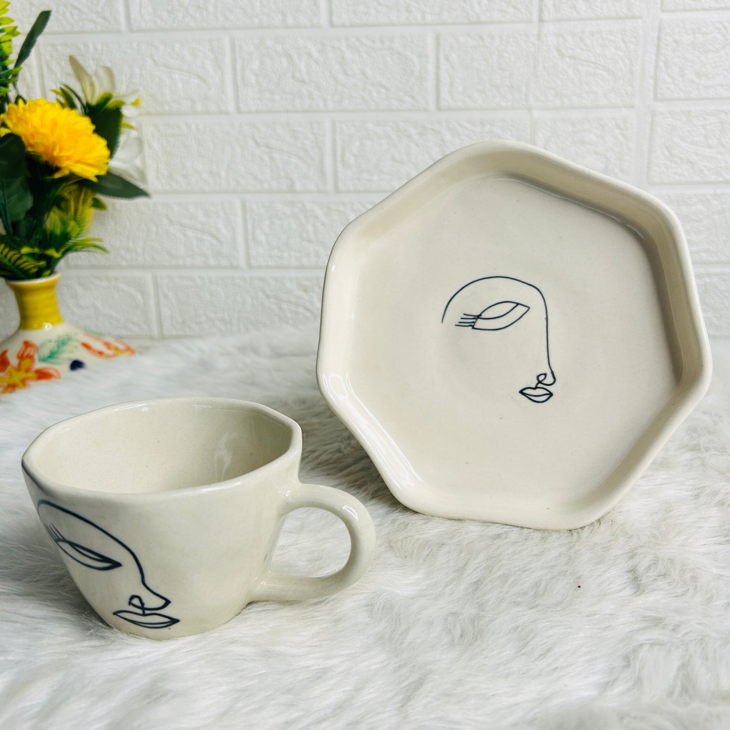 FACE CUP & SAUCER