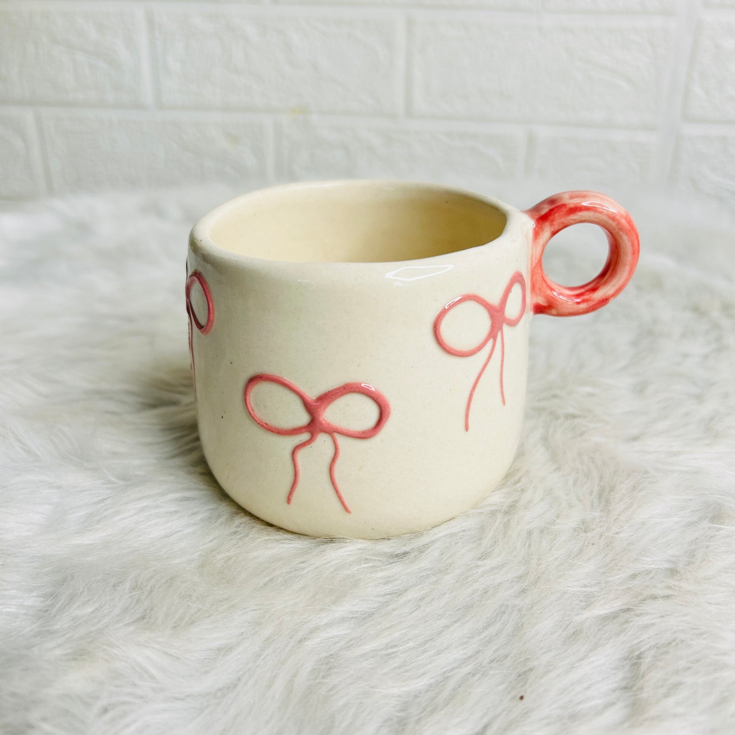 PINK BOW MUG