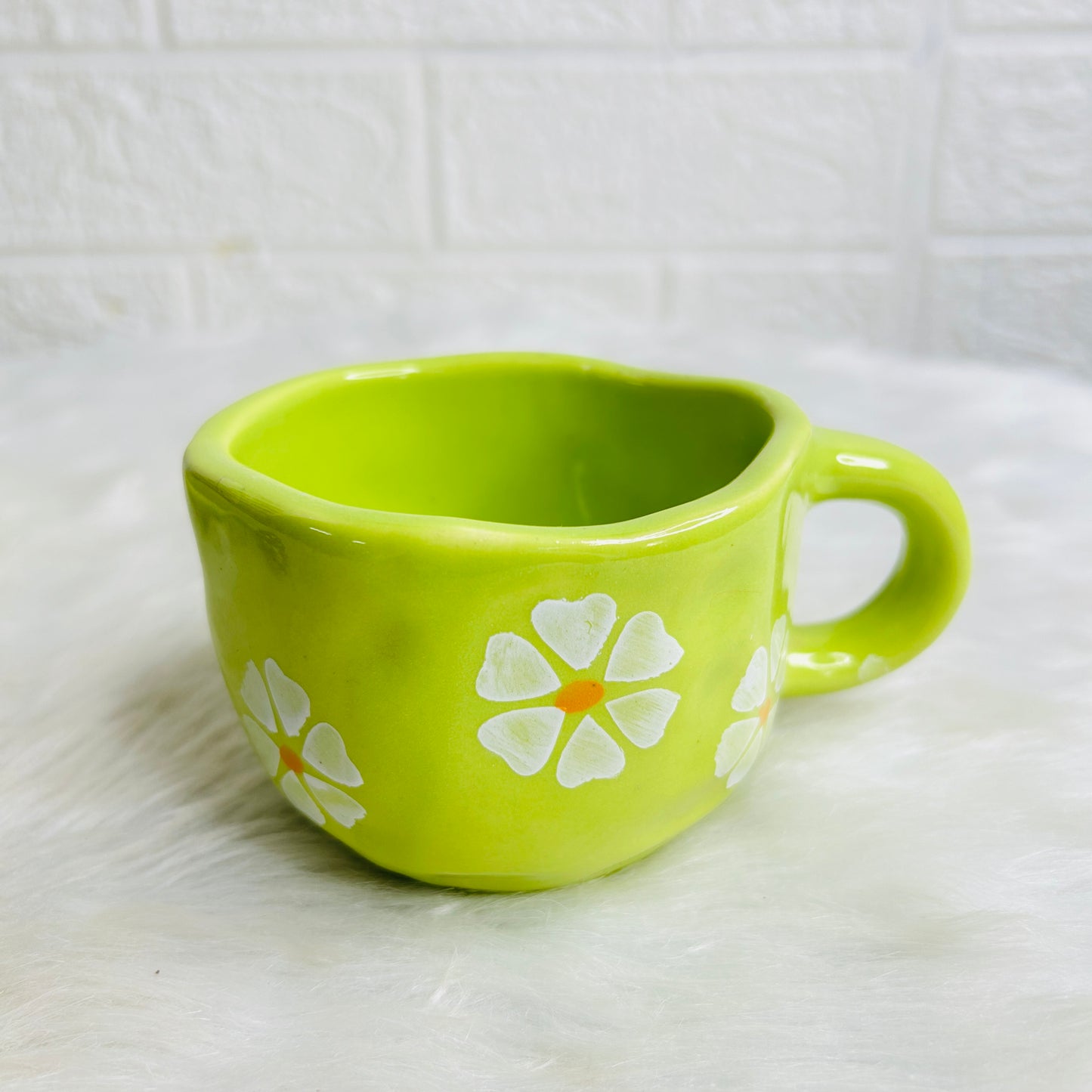 PARROT GREEN FLOWER CUP SAUCER (Set of 1)