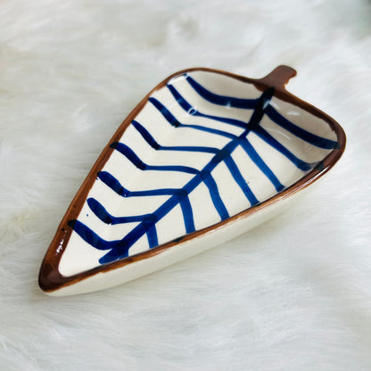 Ceramic Leaf Platter Set Of 2 with Wooden Tray