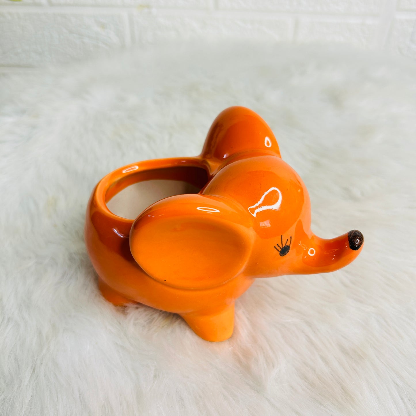 ORANGE ELEPHANT PLANTER (Set of 1)