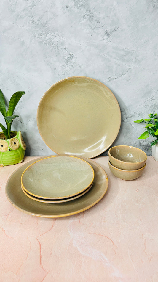 STUDIO BEIGE DINNER SET OF 6