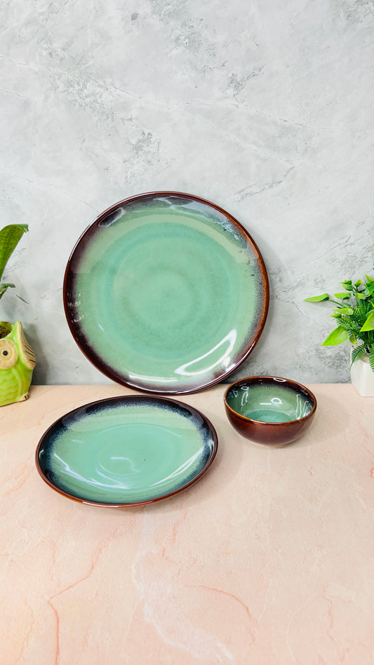 STUDIO GREEN FIESTA DINNER SET OF 3