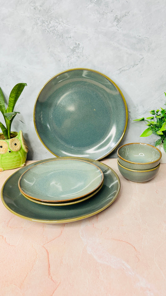 STUDIO MIST GREEN DINNER SET OF 6