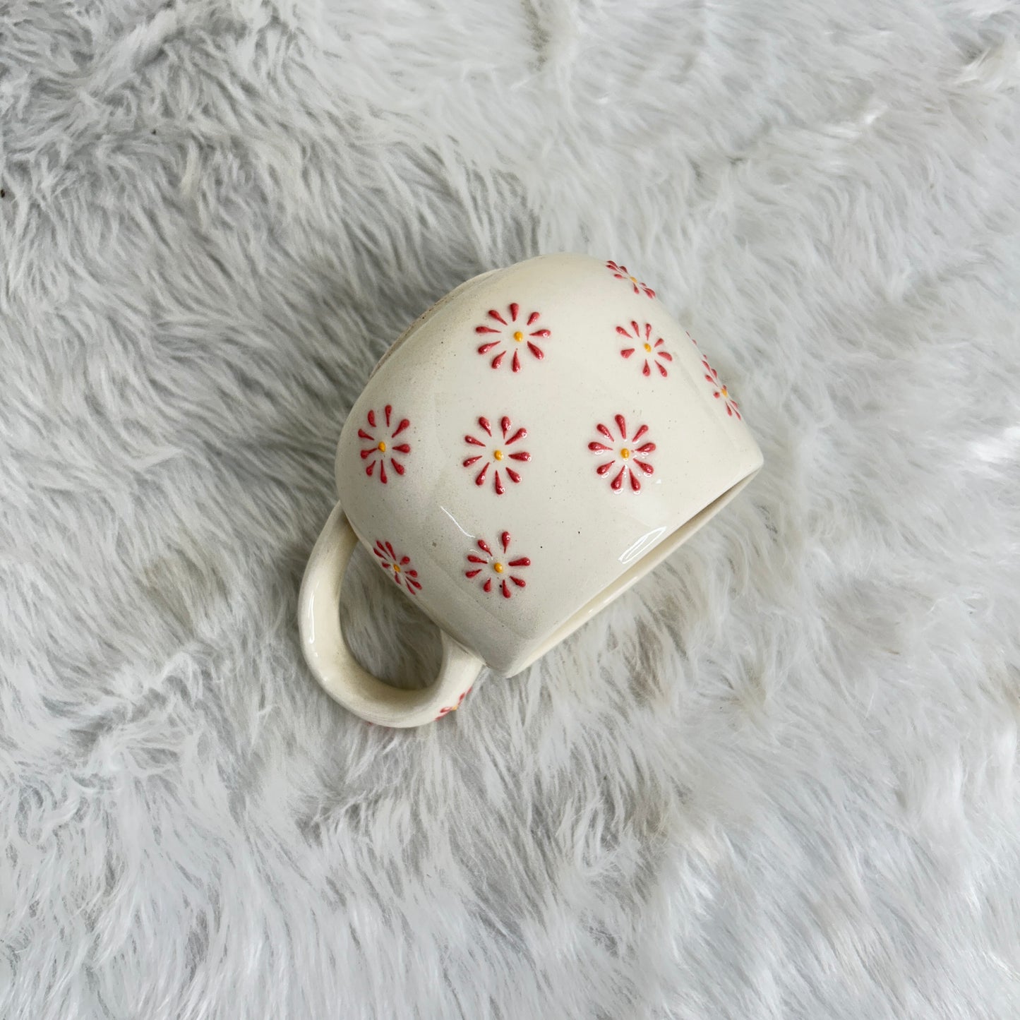 RED PETAL MUG