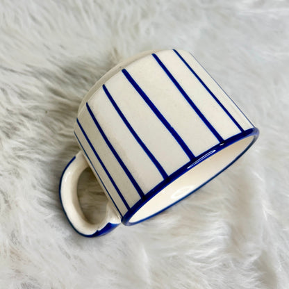 BLUE LINED TEA CUP