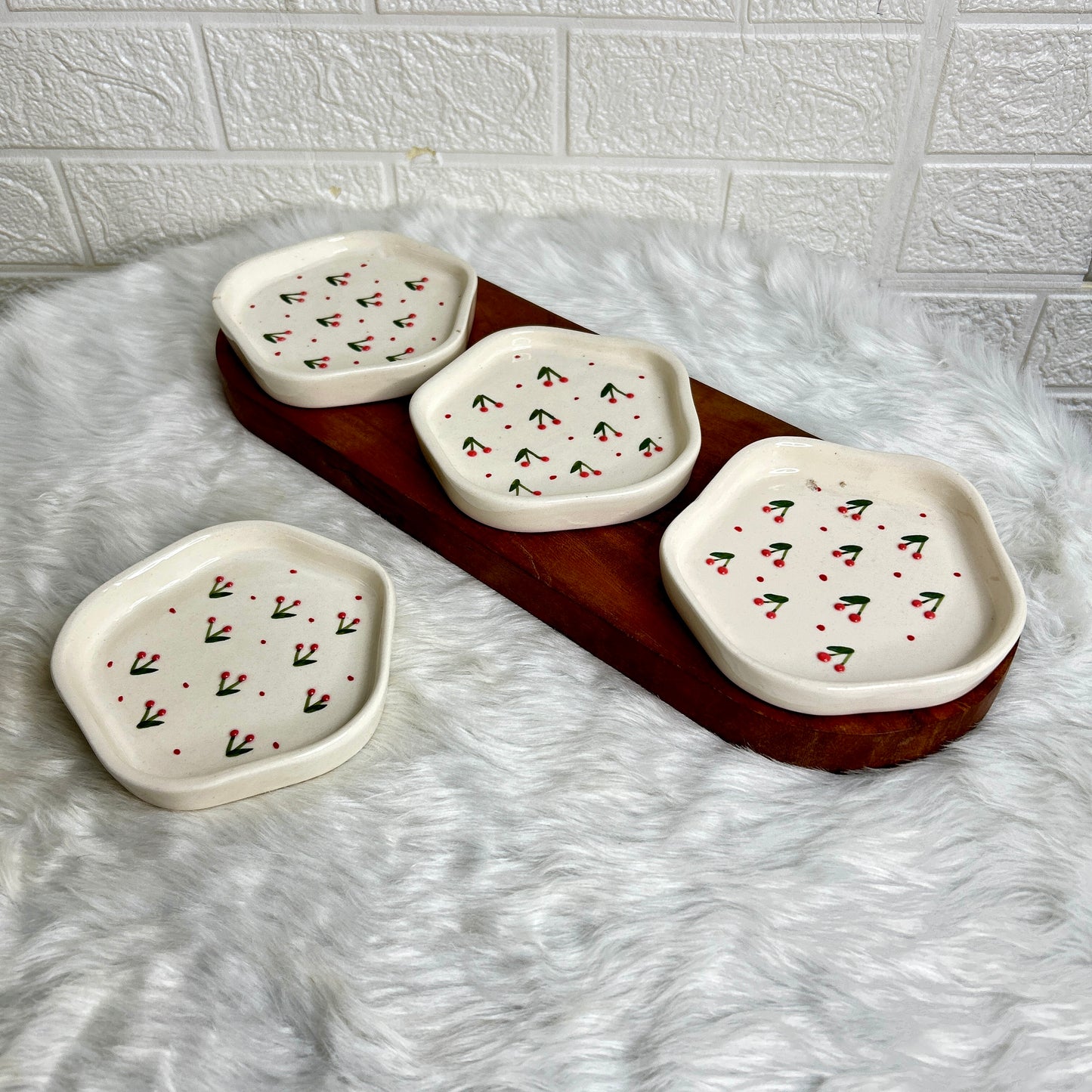 3D CHERRY SNACK PLATE 4 INCH