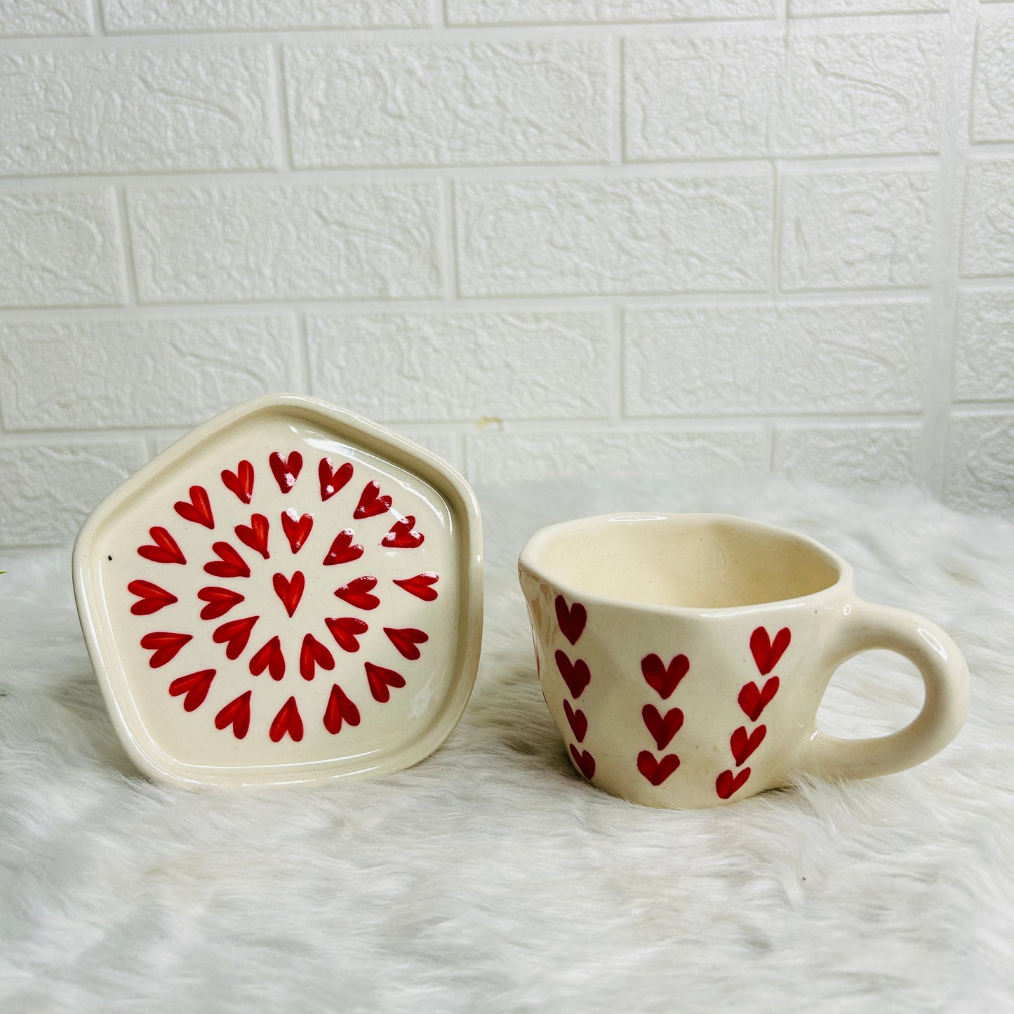 RED HEART CUP & SAUCER SET OF 1