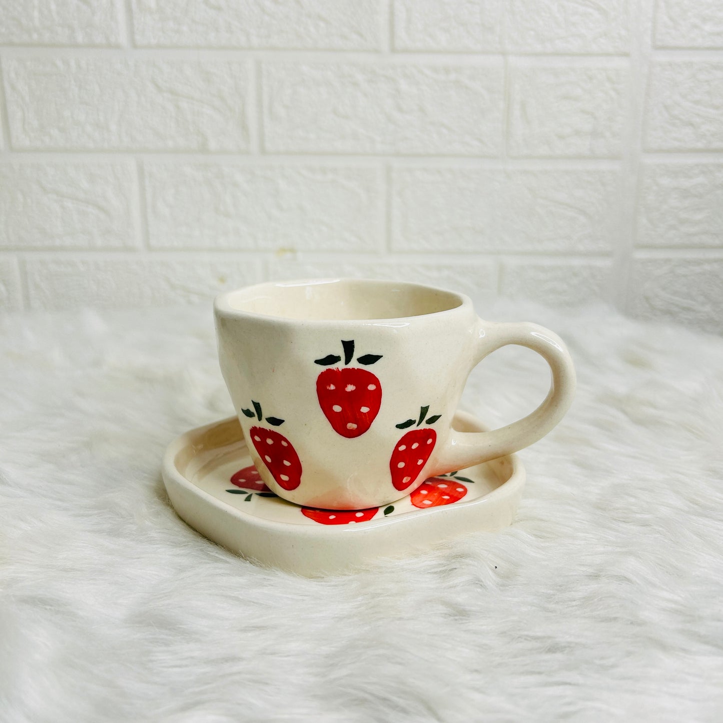 STRAWBERRY CUP & SAUCER SET OF 1