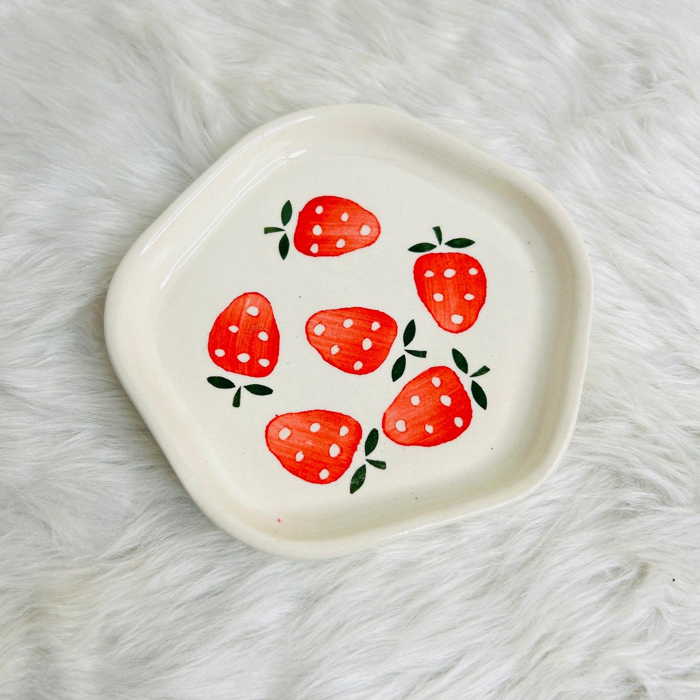 STRAWBERRY CUP & SAUCER SET OF 1