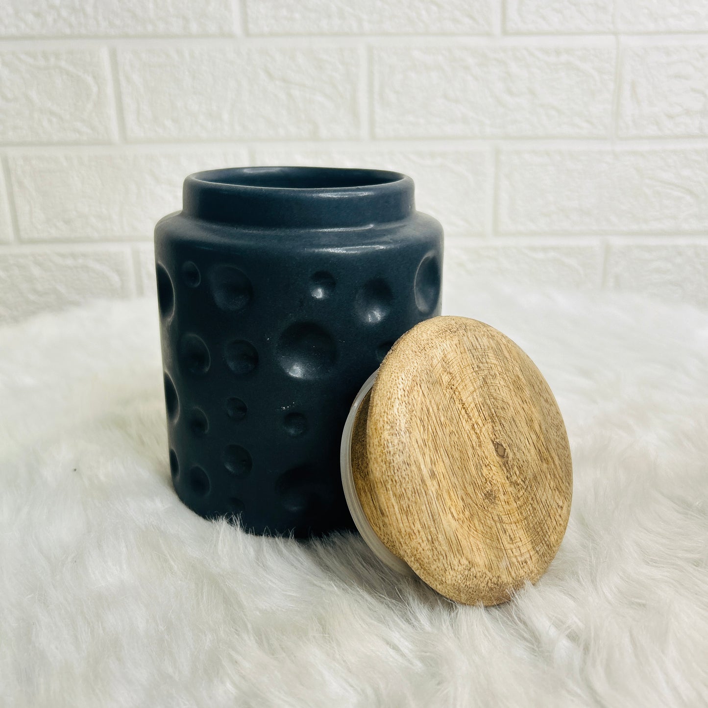 BLACK JAR SET OF 1