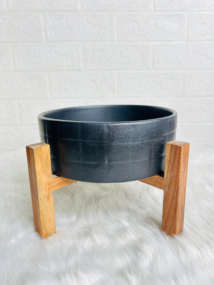 BLACK SERVING BOWL WITH STAND